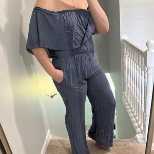 NWT OFF THE SHOULDER JUMPSUIT